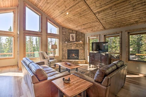 Fairplay Dream Escape 27 Miles to Breckenridge! House in Park County