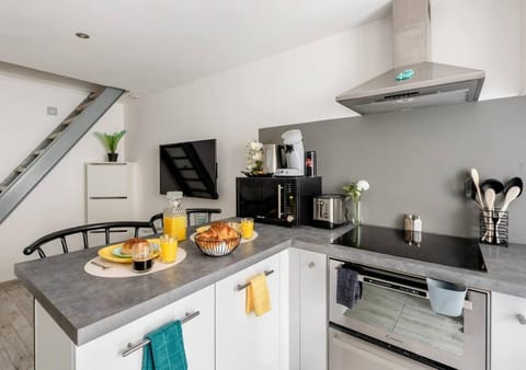 Coffee/tea facilities, Kitchen or kitchenette, Food and drinks, Food, dishwasher, minibar, pet friendly, stove, toaster