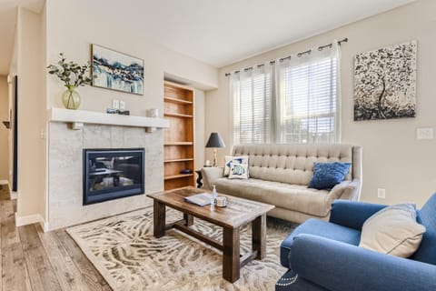 Living room, Seating area, flat iron