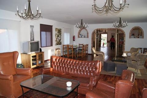 Communal lounge/ TV room, Living room, Lounge or bar