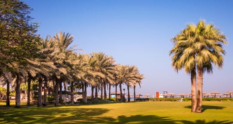 Coral Beach Resort Sharjah Estância in Ajman