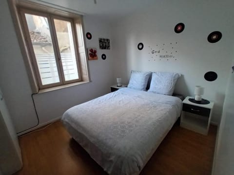 Stduio 1 centre de Mirecourt Apartment in Vosges