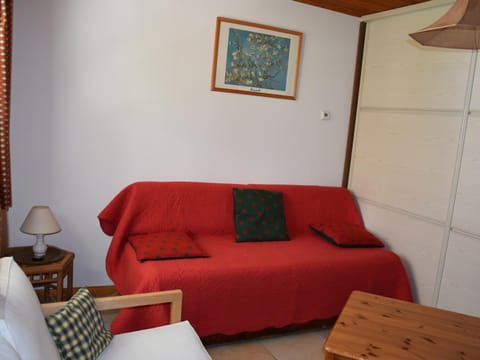 Agréable rez de jardin dans chalet avec animaux admis, pour 3 personnes - FR-1-464-183 Apartment in Pralognan-la-Vanoise