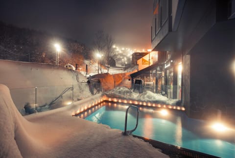 Night, Swimming pool