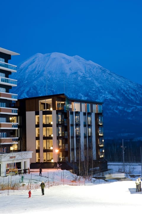 Property building, Winter