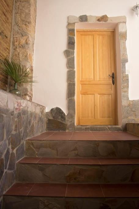 Casa a 1 min Parada bus caminito del Rey House in Valle del Guadalhorce