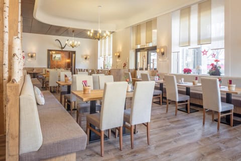 Restaurant/places to eat, Breakfast