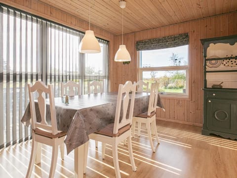 6 person holiday home in Fjerritslev House in Brovst