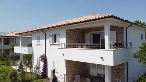 Balcony/Terrace, Mountain view, Sea view