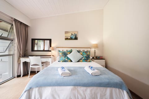Admirals Lodge Guest House Bed and Breakfast in Port Elizabeth