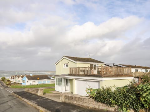 The Little Dolphins House in Rhosneigr