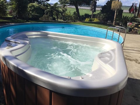 Hot Tub, Garden view, River view, Swimming pool