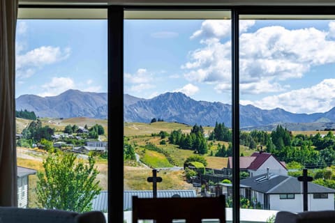 Panoramic Paradise House in Wanaka