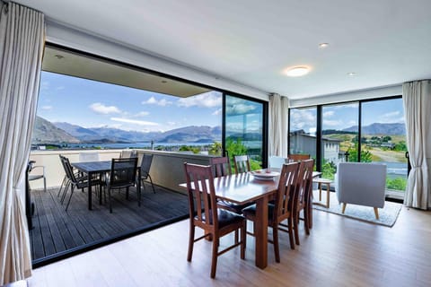 Panoramic Paradise House in Wanaka