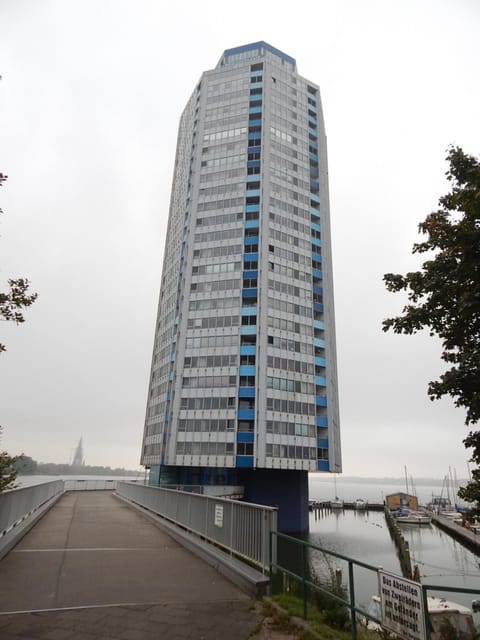 Ferienwohnung im Wikingturm Schleswig Apartment in Schleswig