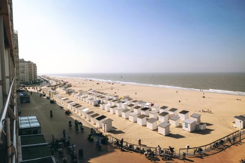 Nearby landmark, Day, Balcony/Terrace, Beach, Sea view