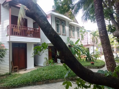 Manoha Villa Hotel in Sihanoukville
