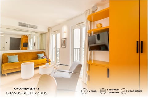 Communal lounge/ TV room, TV and multimedia, Living room