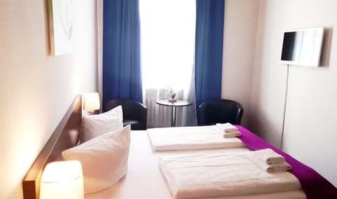 Hotelpension Margrit Bed and Breakfast in Berlin