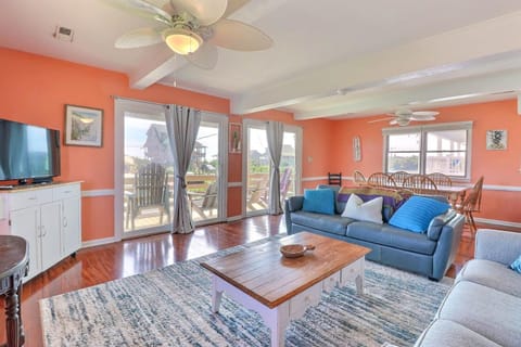 6129 Lady Jane Semi-Oceanfront Hot Tub House in Nags Head