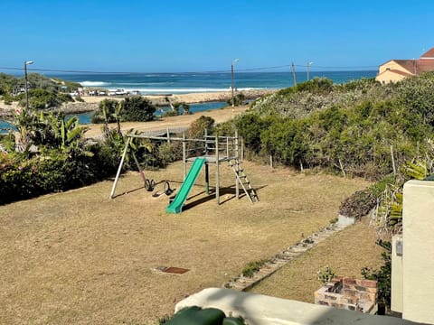 39 Settler Sands Beachfront Accommodation Sea and River View Eigentumswohnung in Port Alfred