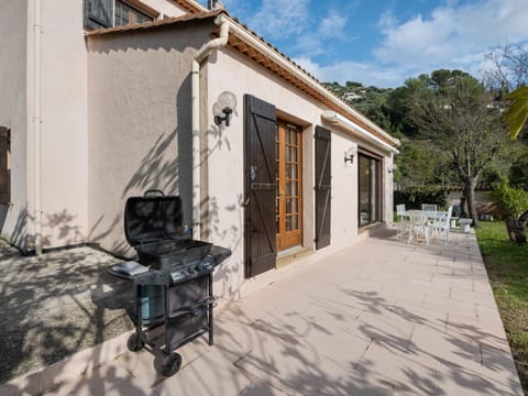 Property building, Balcony/Terrace