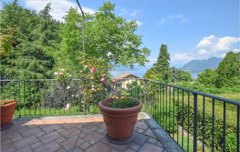 Villa Begonia House in Stresa