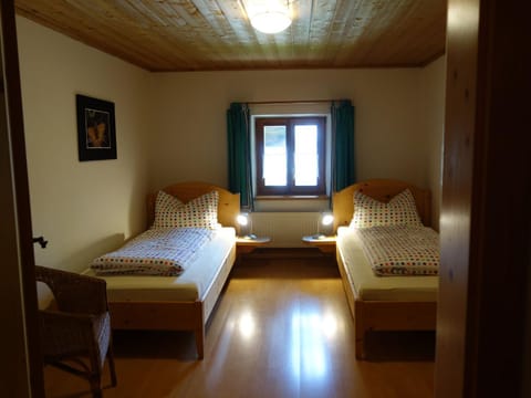 Ferienwohnung Obermeier | Chiemgau Karte Apartment in Grassau