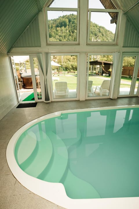 Sauna, Swimming pool