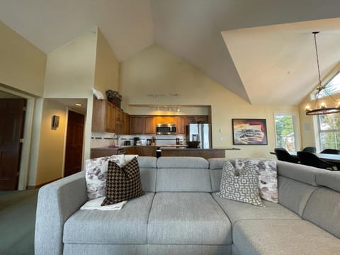 Top Floor Suite with Mountain Views by Harmony Whistler House in Whistler