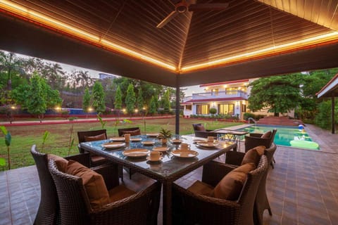 Casa Enchante by StayVista - Pool, views, ping pong, and a lush lawn for a perfect retreat Villa in Lonavla