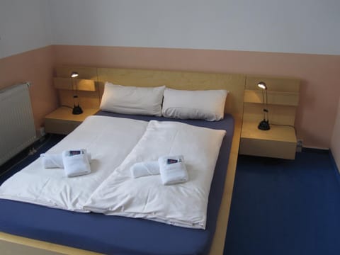 Hotel My Bed Dresden Hostel in Dresden-Neustadt