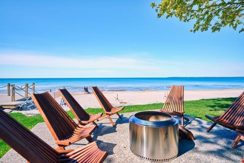 TheLongBeachResort - Beachfront Cottages & Townhouse Suites Eigentumswohnung in Lake Erie