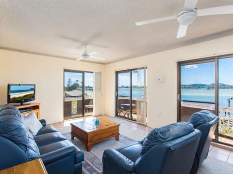 Dolphin Place 05 Condo in Tuncurry