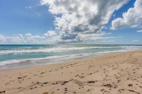South Hutchinson Island Cottage with Beach Access! Maison in Hutchinson Island