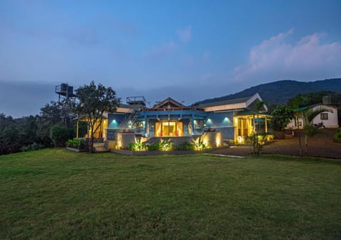 Property building, Facade/entrance, Night, Natural landscape, Garden, View (from property/room), Mountain view