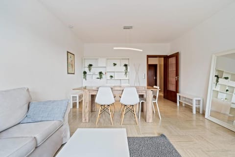 Stylish 2BR Apt in Limpertsberg, Near City Center Wohnung in Luxembourg