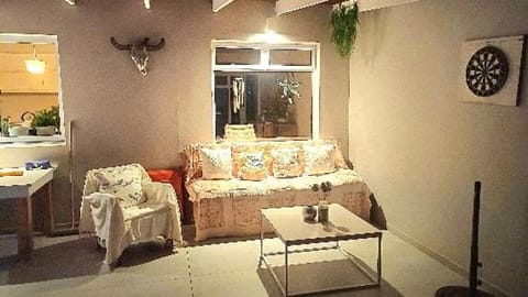 HIDDEN GEM A unique Golf Estate and Game Reserve north facing 6 sleeper 3 en suite bedrooms with 12m Solar Warmed Lap Pool House in Western Cape