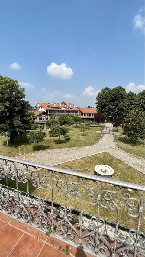 Suites Mansion Apartment in Lombardy