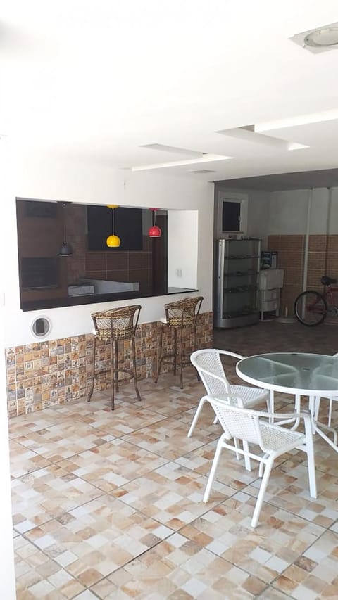 Casa c wifi e piscina próx a praia e a Alto Mourão Haus in Niterói