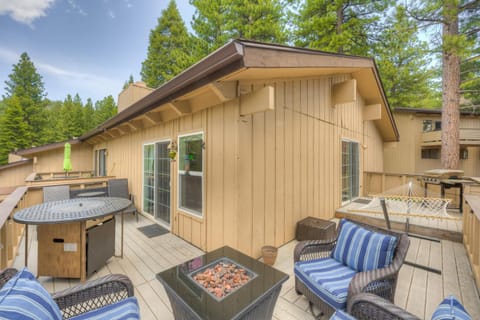 Linda's Lakehouse Apartment in Incline Village