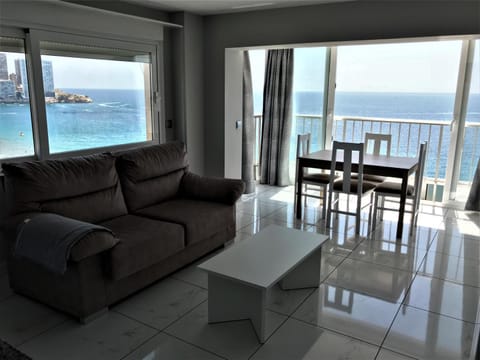 Living room, Sea view