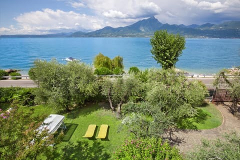 Apartment Frader Otto With Lake View Apartment in Torri del Benaco