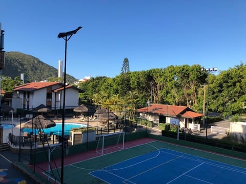 LINDO APARTAMENTO NA PRAIA BRAVA Apartment in Florianopolis