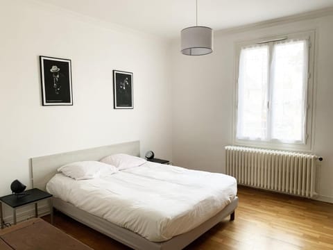 The Reverdy Apartment in Chartres