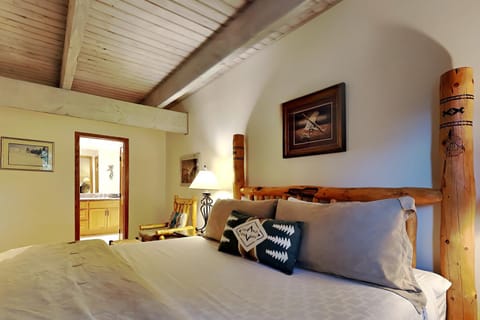 Timberline Condominiums 2 Bedroom Deluxe Unit A1A House in Snowmass Village