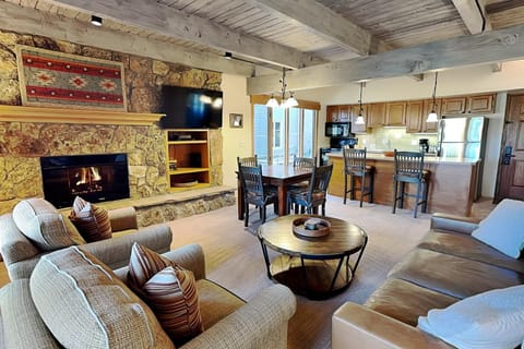 Timberline Condominiums 2 Bedroom Deluxe Unit A2A House in Snowmass Village