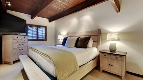 Timberline Condominiums 2 Bedroom Deluxe Unit B1D Casa in Snowmass Village