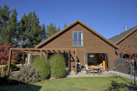 Heritage Village Villa 17 House in Wanaka