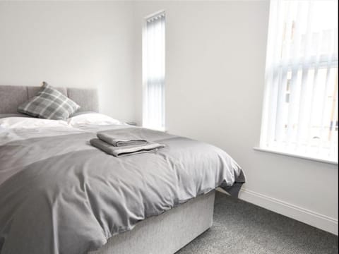 Townhouse @ Birks Street Stoke Bed and Breakfast in Stoke-on-Trent